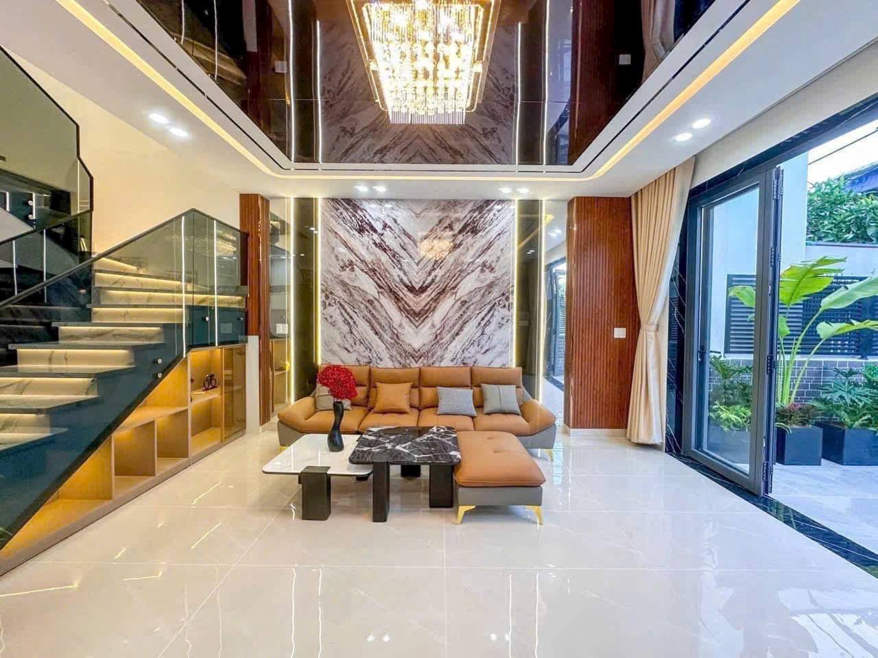 NHÀ DIỆN TÍCH RỘNG GIÁ RẺ - CÁCH QUẬN 7 CHỈ 1 CẦU PHÚ XUÂN - HUỲNH TẤN PHÁT, NHÀ BÈ - 6,2 TỶ 15977708