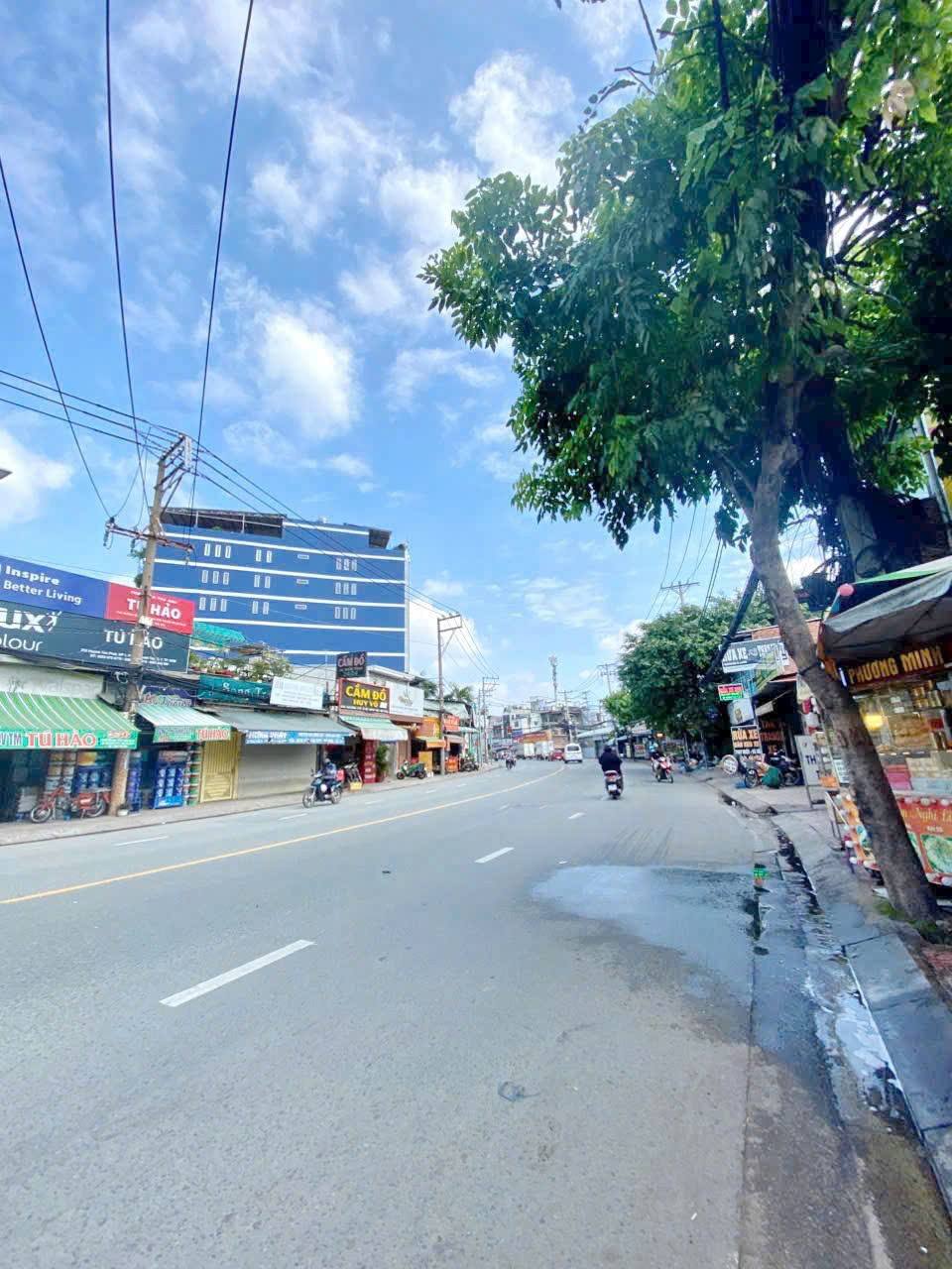 GIÁ RẺ NHẤT TRỤC HUỲNH TẤN PHÁT, QUẬN 7 - NHÀ MẶT TIỀN - CÓ DÒNG TIỀN 28TR/THÁNG - 13,5 TỶ 15977711