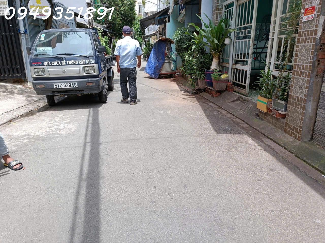 NHÀ HXH - GIÁP SÂN BAY - 190M2- CẤP4 - GIÁ 21TỶ 15977729