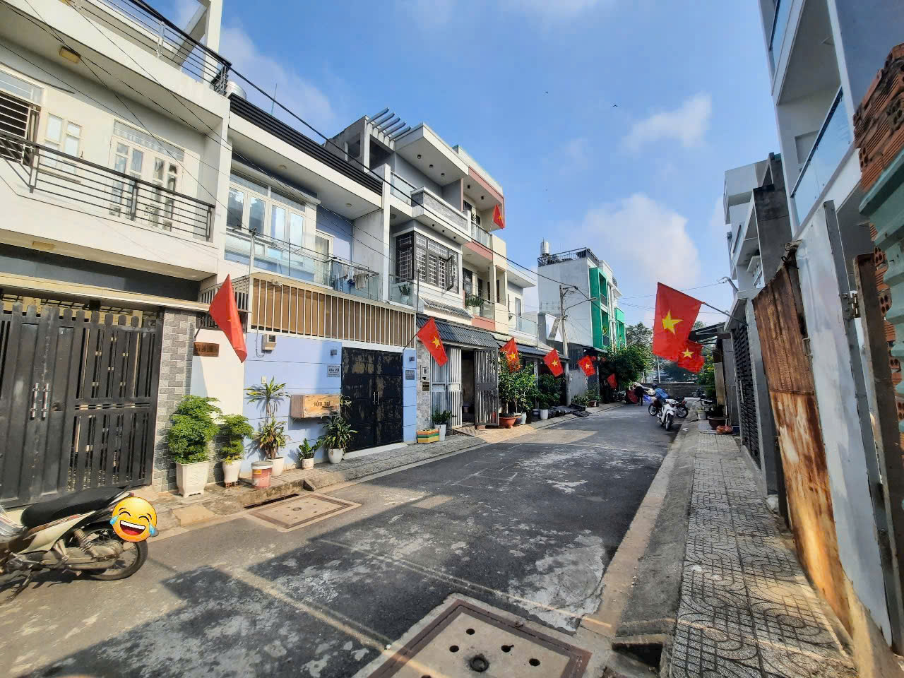 Bán nhà mới xây Full nội thất đướng số 8 linh xuân thủ đức LH:0909428959. 13334907