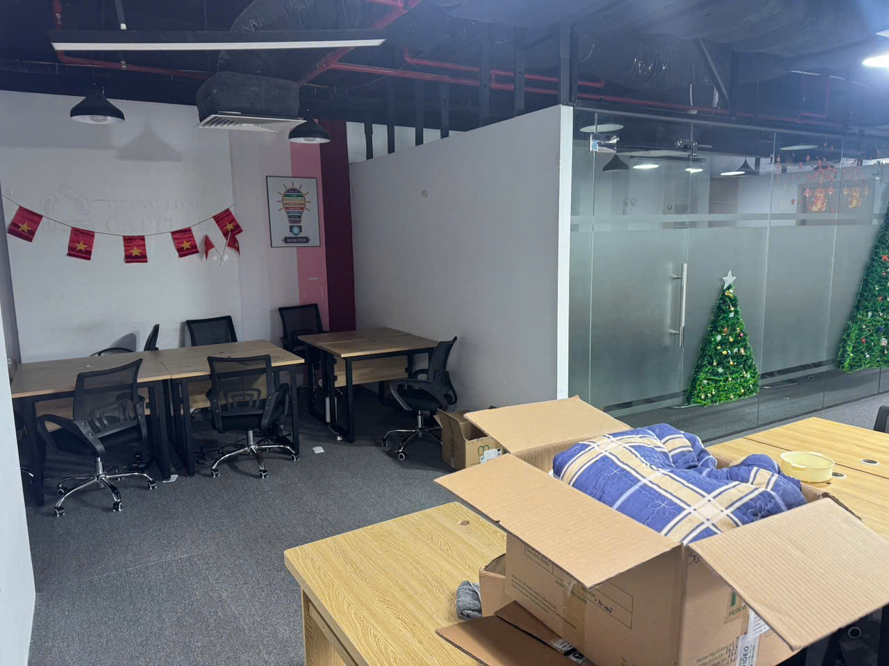 CHO THUÊ VĂN PHÒNG 128M² - MẶT PHỐ KIM GIANG 15977747