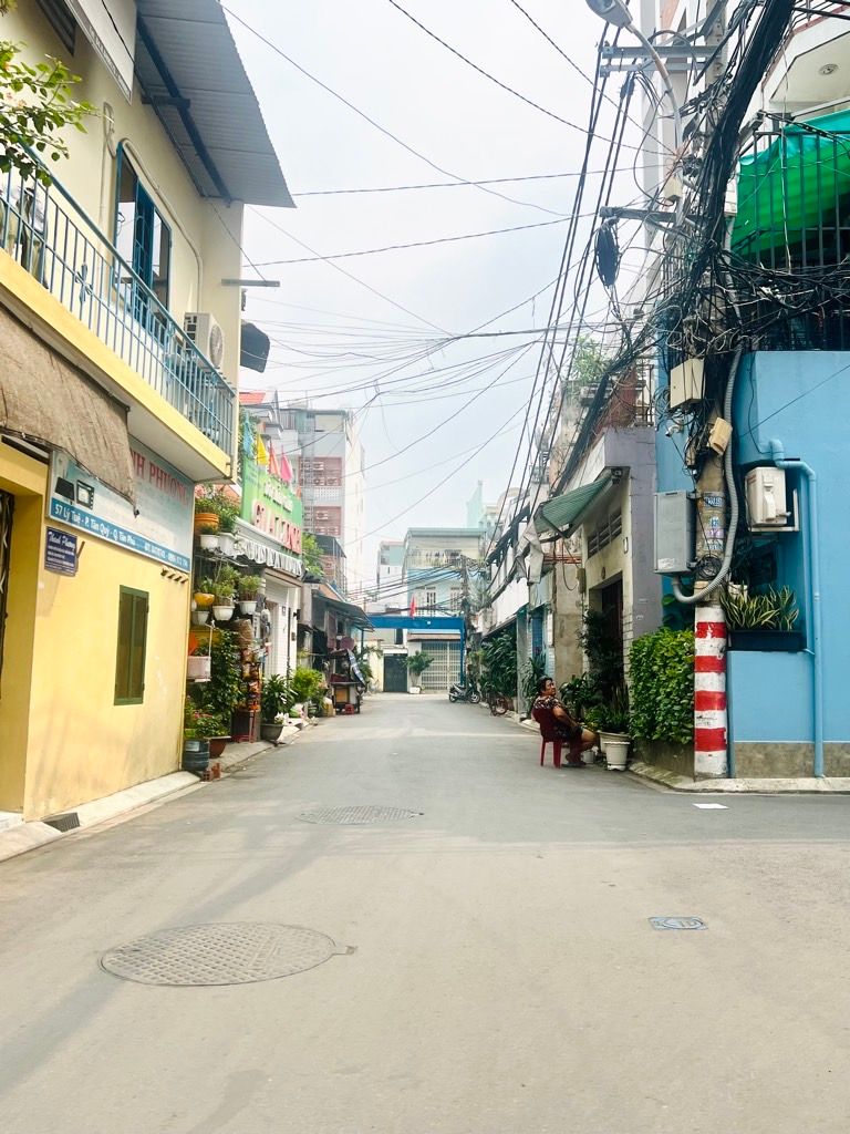 HXH TÂN KỲ TÂN QUÝ, TÂN PHÚ, 80m2 (5.3 x 15m) 4 TẦNG, DÒNG TIỀN 25TR/THÁNG chỉ 8.5 tỷ. 15977784