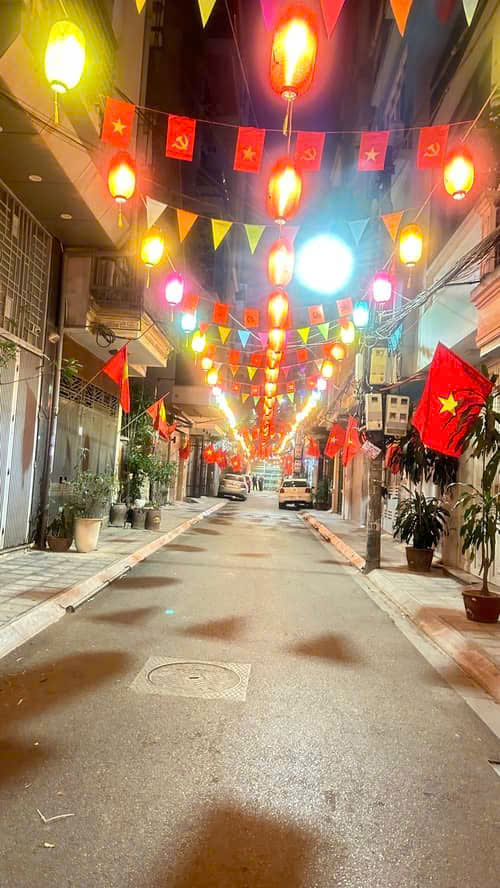 HIẾM! NHÀ QUẦN NGỰA 58M 6 TẦNG GARA Ô TÔ Ở SƯỚNG GIÁ 32 TỶ 0878168006 15977792