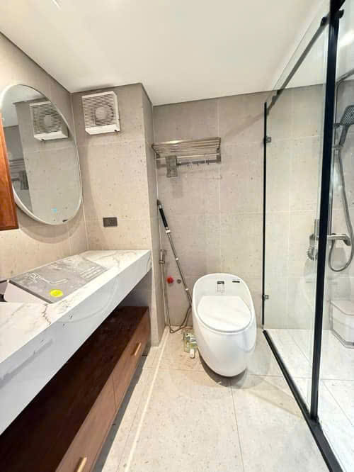 HIẾM! NHÀ QUẦN NGỰA 58M 6 TẦNG GARA Ô TÔ Ở SƯỚNG GIÁ 32 TỶ 0878168006 15977792