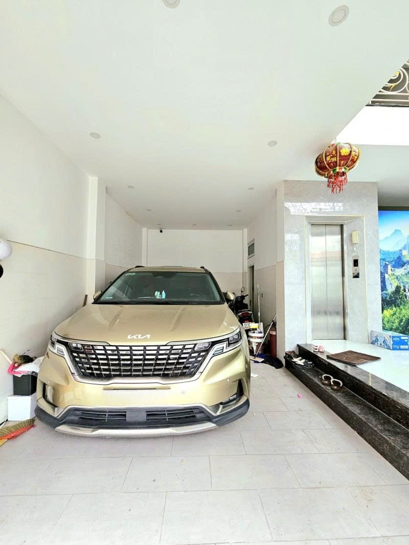 Bán nhà 2 Mặt tiền Hẻm 8m Nguyễn Văn Lượng, 7,5x11m, 5 Tầng - thang máy,Sổ A4, 14,9 tỷ. 15977813