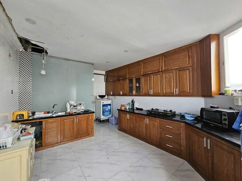 Bán nhà 2 Mặt tiền Hẻm 8m Nguyễn Văn Lượng, 7,5x11m, 5 Tầng - thang máy,Sổ A4, 14,9 tỷ. 15977813