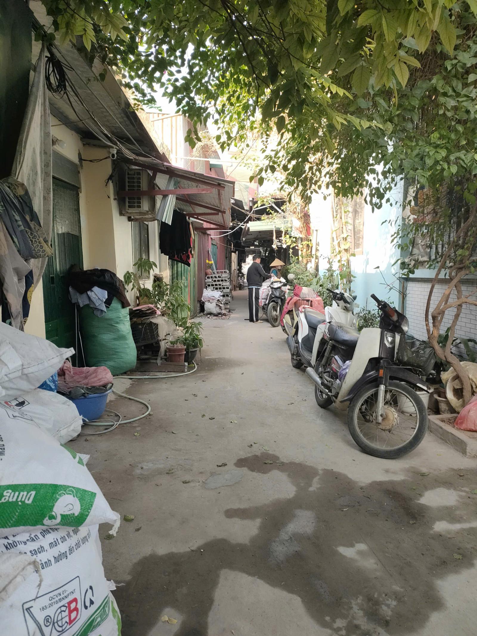 Bán gấp giá rẻ Giải Phóng 63m, cấp 4, mặt tiền 4m, 940 triệu Hoàng Mai. 15977837