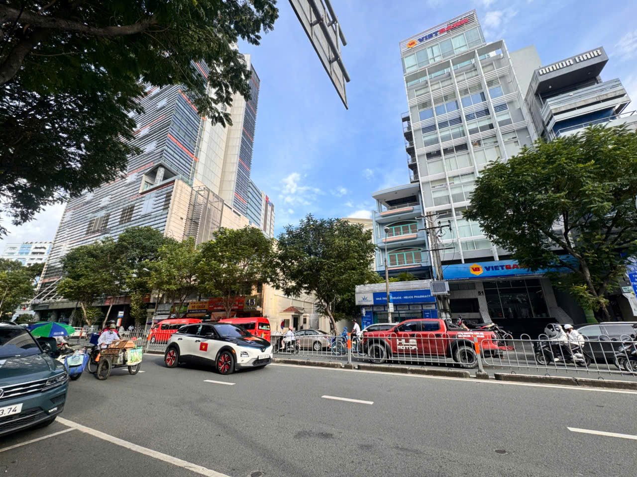 BÁN TÒA NHÀ 7 TẦNG CÓ HẦM - MẶT TIỀN KD ĐƯỜNG NGUYỄN CƯ TRINH, QUẬN 1 - HIẾM NHÀ BÁN * LH GIANG 15977842