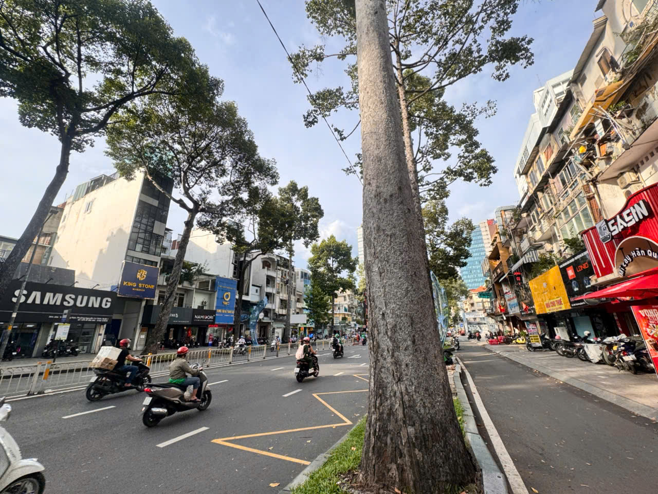 BÁN SIÊUN PHẨM TÒA NHÀ 7 TẦNG CÓ HẦM - MẶT TIỀN KD Đ.TRẦN HƯNG ĐẠO ,QUẬN 1 - CHỈ 65T * LH GIANG 15977848