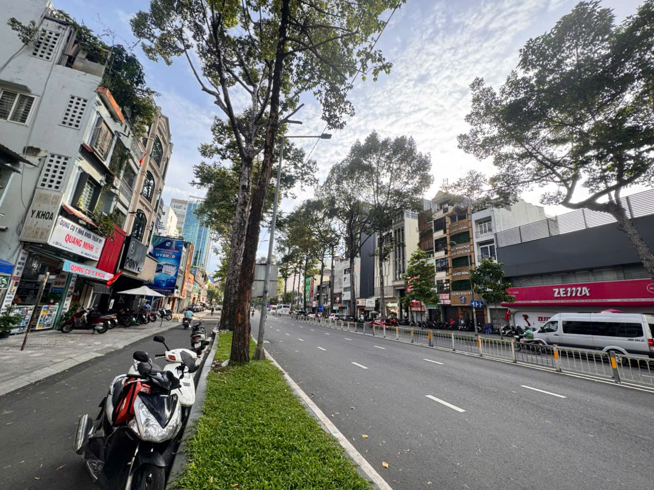 BÁN SIÊUN PHẨM TÒA NHÀ 7 TẦNG CÓ HẦM - MẶT TIỀN KD Đ.TRẦN HƯNG ĐẠO ,QUẬN 1 - CHỈ 65T * LH GIANG 15977848