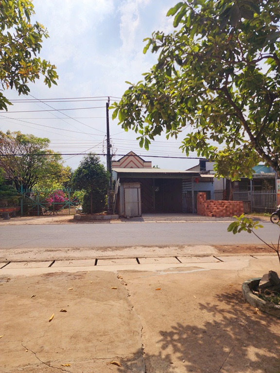 ĐẤT ĐẸP –GIÁ ĐẦU TƯ -CẦN BÁN NHANH LÔ ĐẤT  Đường Nguyễn Hoàng, Xã Sông Trầu, Trảng Bom, Đồng Nai 15977855