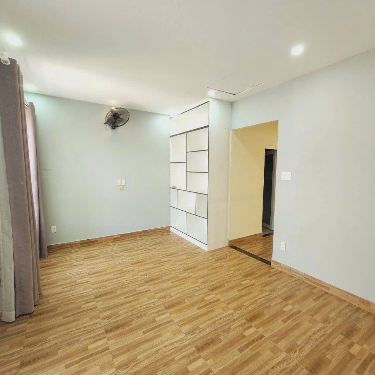 Bán nhà KDC Park Rieverside, DT 75m2, trệt + 2 lầu, 4 PN, 3wc giá chào 12 tỷ bớt lộc 15977897