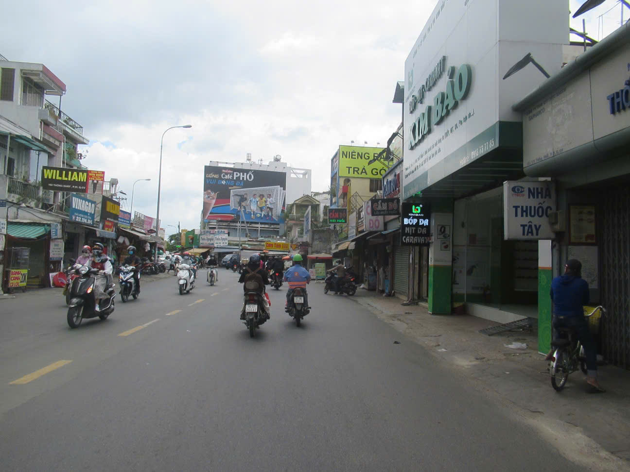 Bán nhà mặt tiền  20x63m giá 137 tỷ Đường Thống Nhất 15977908