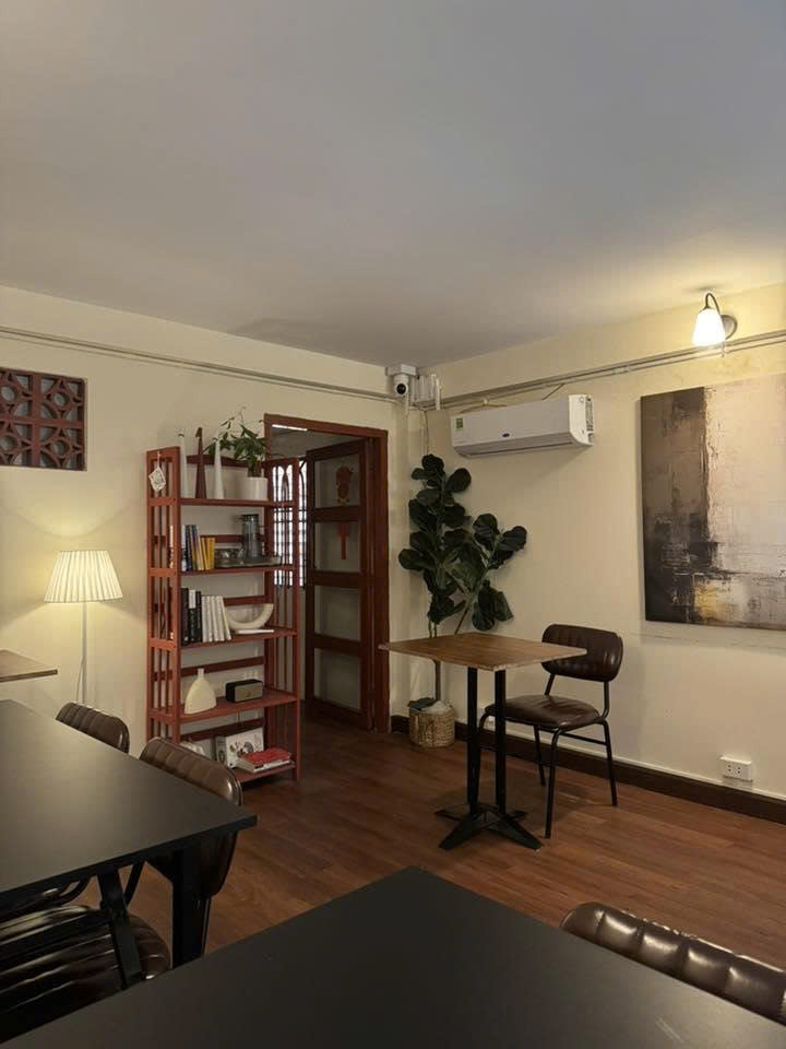 SANG HOẶC CHO THUÊ QUÁN CÀ PHÊ NGAY TRUNG TÂM QUẬN 3 15977928