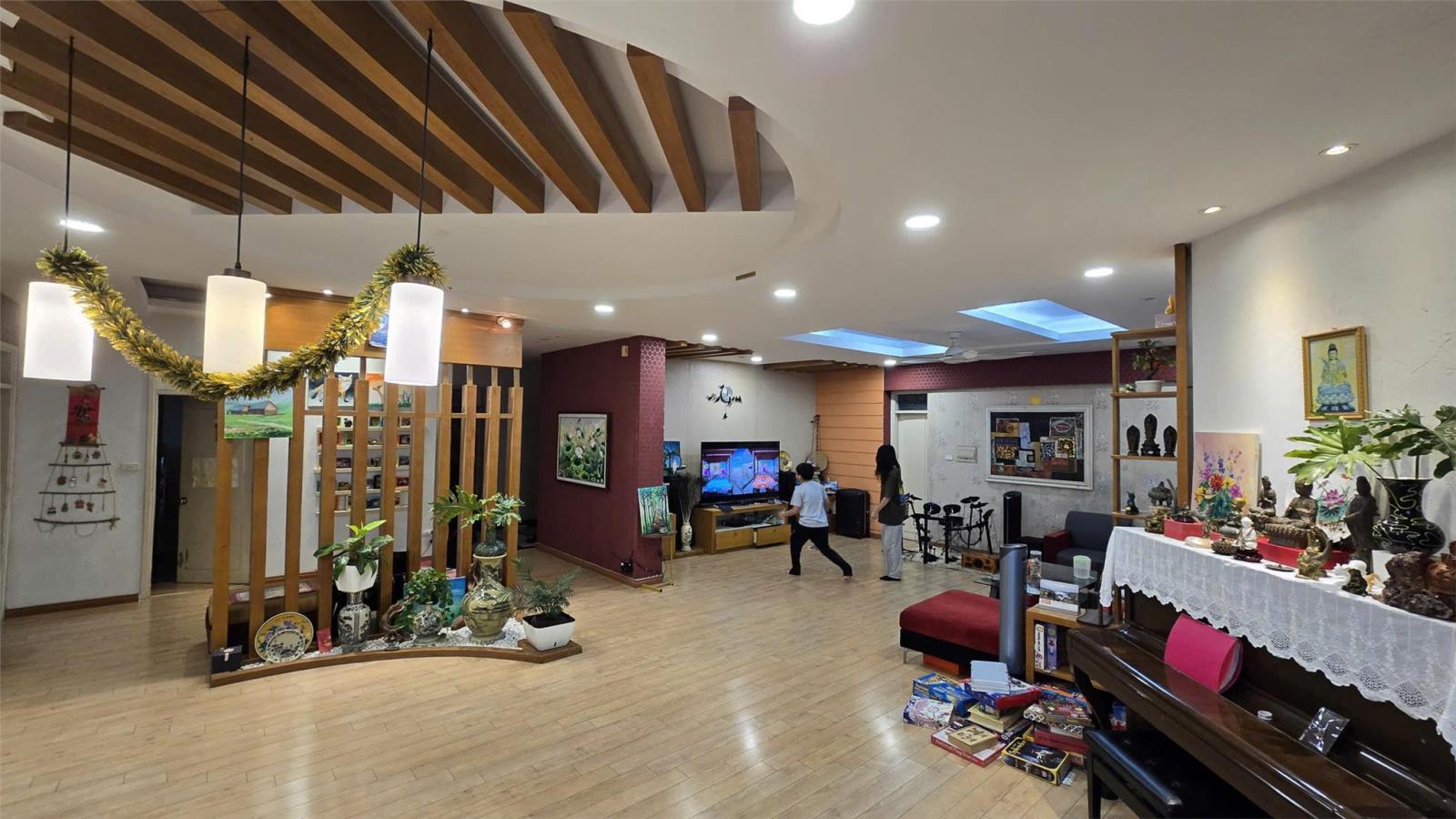 Cho thuê căn hộ penthouse 275m2 làm văn phòng hoặc ở tại Thanh Xuân Hà Nội 15977931