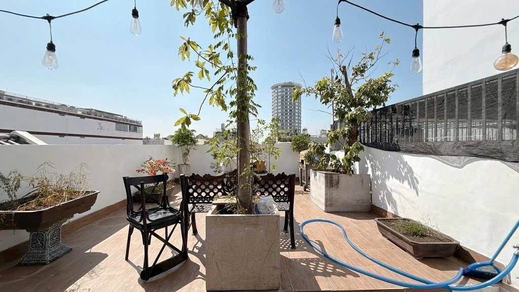 NHÀ ĐƯỜNG LÊ THỊ CHỢ, QUẬN 7 - GẦN GA METRO - Ô TÔ NGỦ TRONG NHÀ - 9,5 TỶ 15977948