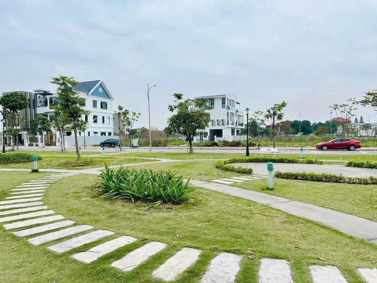 Bán đất nhà vườn KDC Trần Hưng Đạo, ph Ngọc Châu, TP HD, 202.5m2, mt 10m, view công viên 15977954