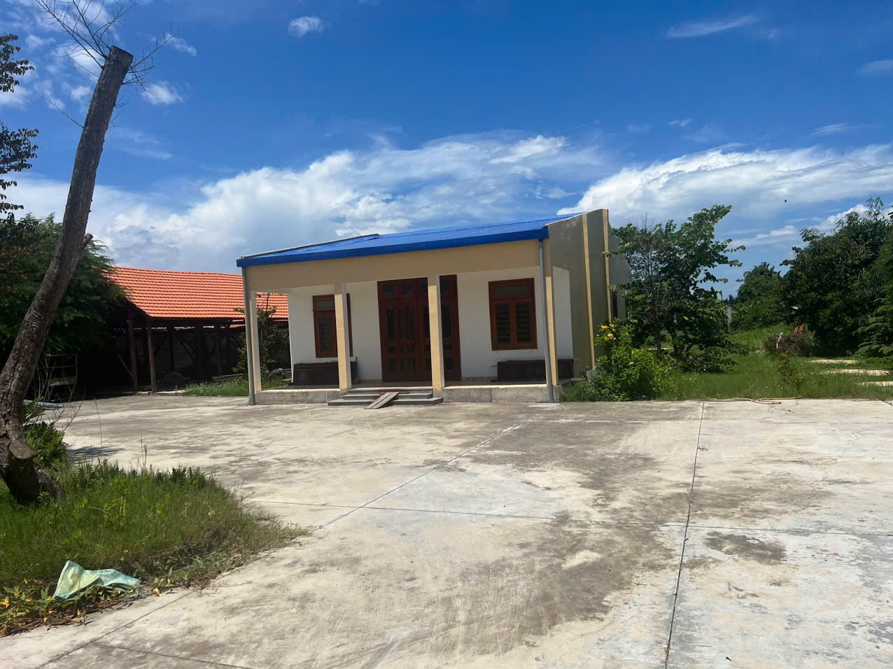 CHO THUÊ 1847M2 NHÀ VÀ ĐẤT MT ĐƯỜNG HƯNG NHƠN 15977955