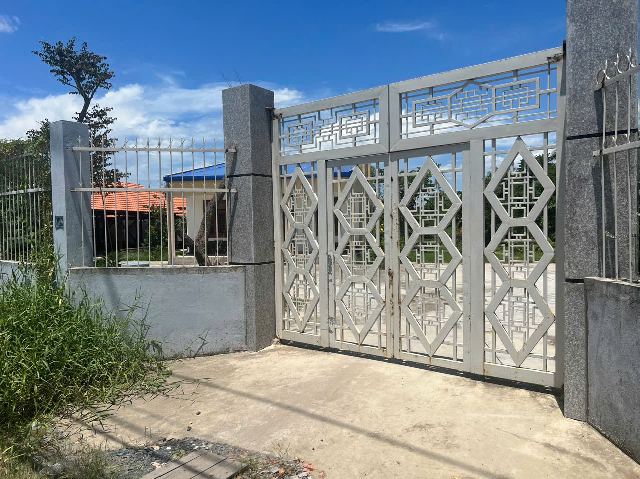 CHO THUÊ 1847M2 NHÀ VÀ ĐẤT MT ĐƯỜNG HƯNG NHƠN 15977955