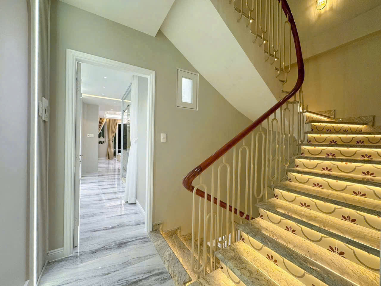 NHÀ PHỐ HIỆN ĐẠI - KDC NAM LONG, PHÚ THUẬN, QUẬN 7 - CÓ THANG MÁY - LIỀN KỀ PHÚ MỸ HƯNG - CHỈ 22,5 15978002