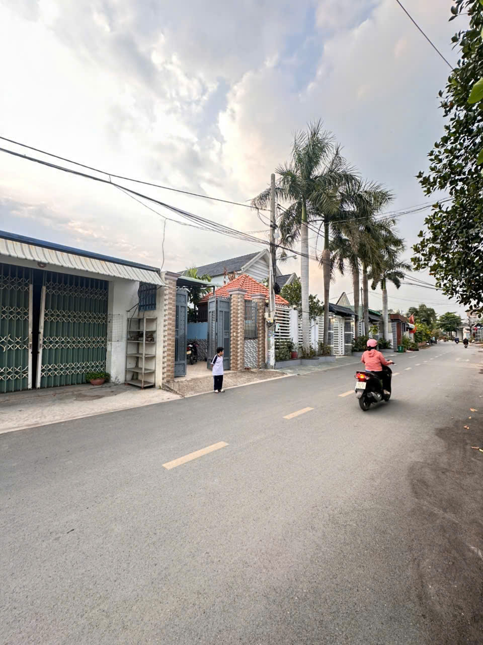 NHÀ ĐẸP - MẶT TIỀN - Chính Chủ Cần Bán Nhà Tại Trảng Dài, Biên Hòa, Đồng Nai 15978037