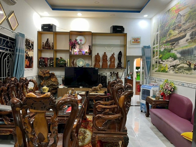 Bán nhà đường số 10, Tam Bình, Thủ Đức, TP HCM. DT 96m2, cấp 4, 3PN. Giá 4.85  tỷ, SHR - 0933125879. 15978046