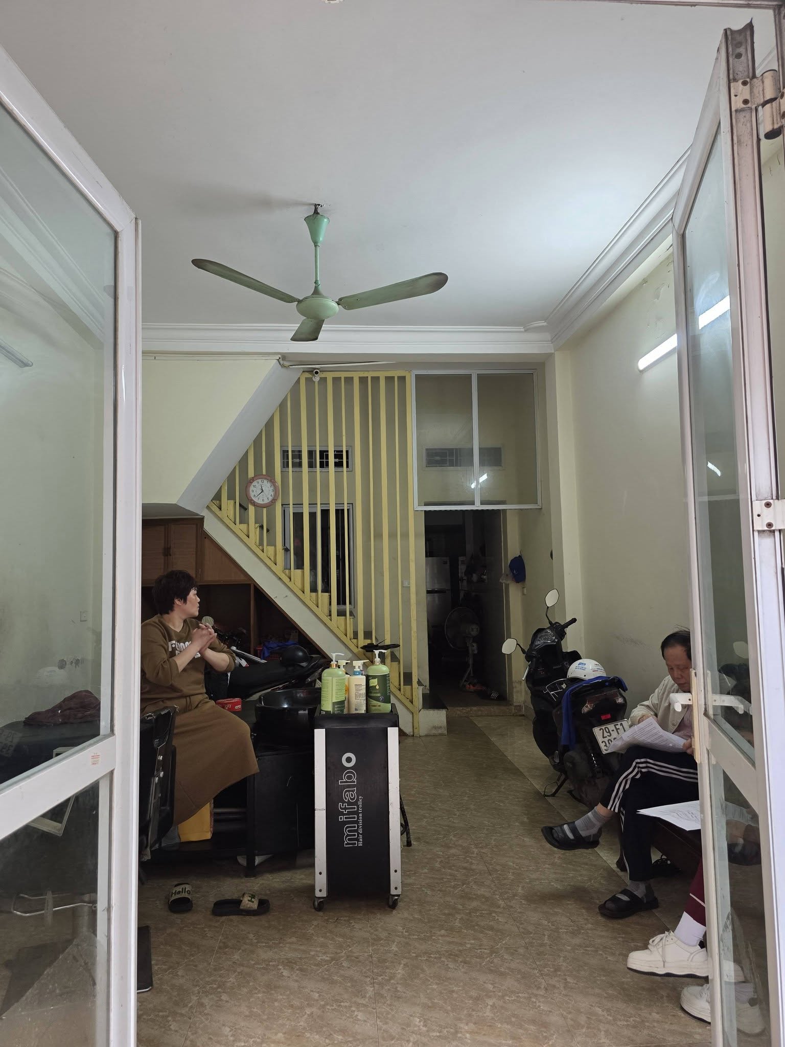 NHÀ NGÕ 28, XUÂN LA, TÂY HỒ-KD-Ô TÔ:50M X5T, MT 4M, GIÁ 18,5 TỶ 15978081