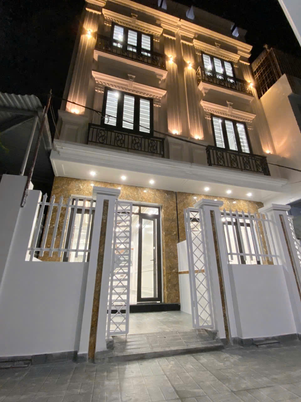 BÁN NHÀ 4 TẦNG XÂY MỚI PHƯƠNG LƯU – NGÔ QUYỀN – GIÁ 3,35 TỶ 15978079