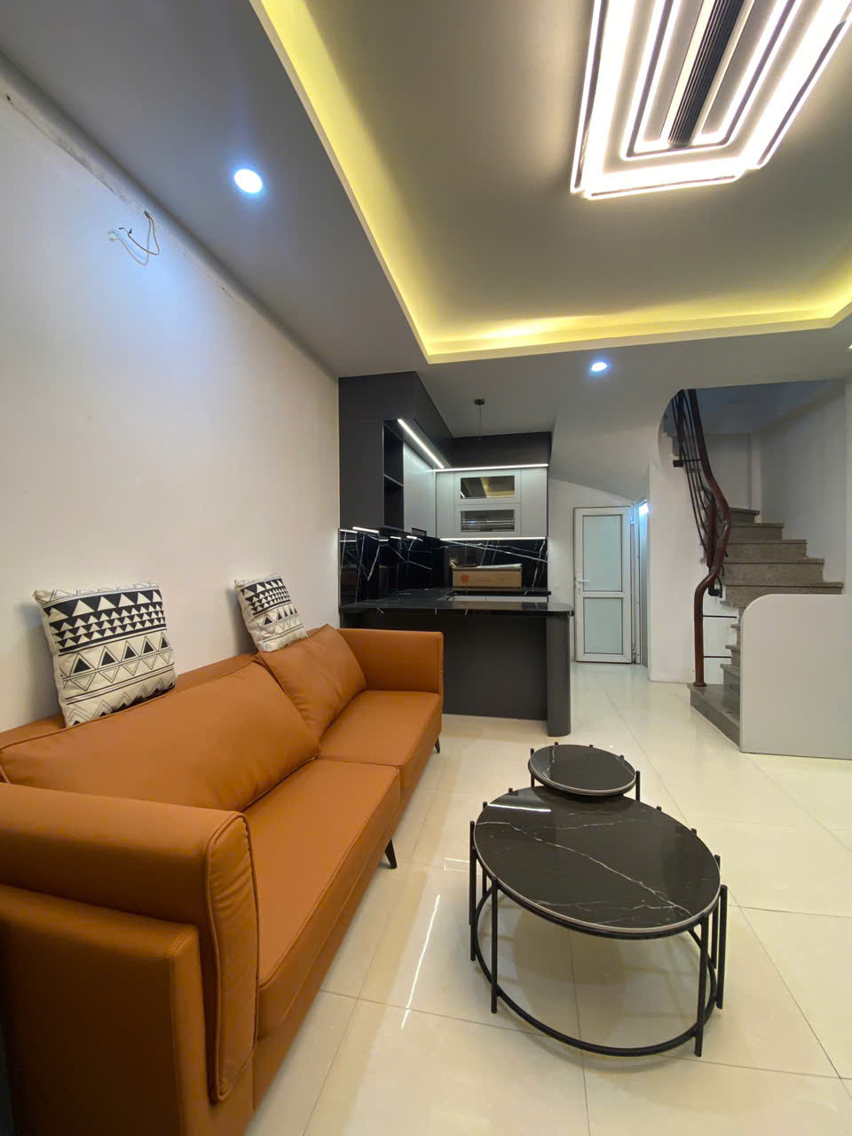 NHÀ MỚI NGỌC THỤY – Ô TÔ QUA CỔNG – FULL NỘI THẤT – 7.39 TỶ 15978108