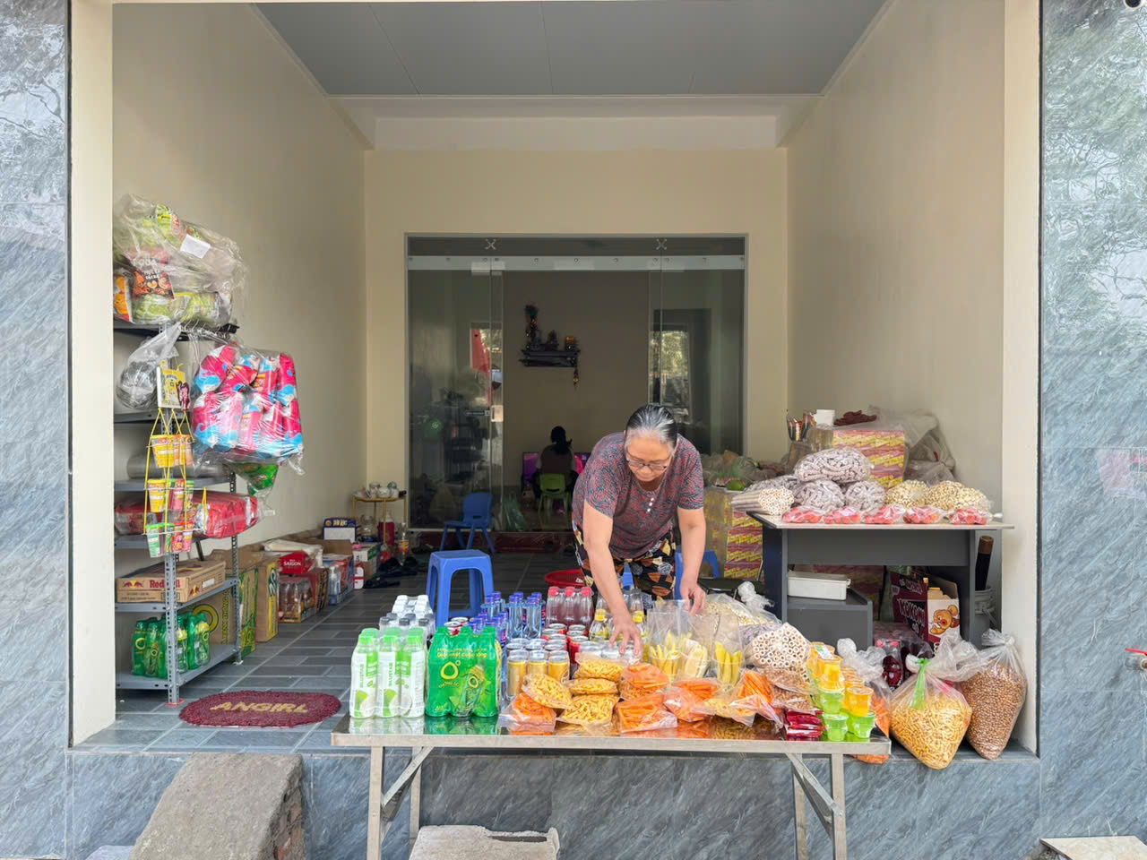 Chính chủ bán nhà giữa chợ Chi Đông 2 - kinh doanh đắc địa - 2 mặt thoáng 15978110