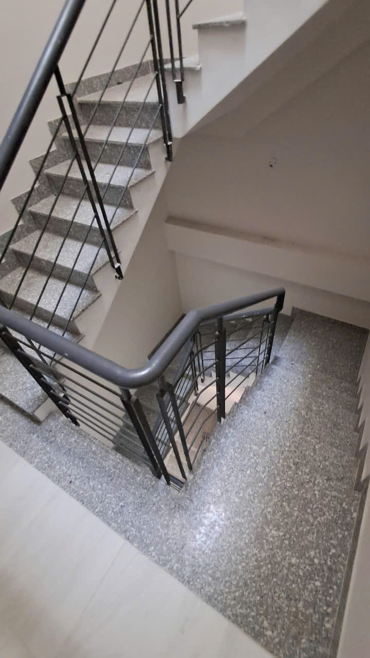 Bán Căn Hộ Dịch Vụ 5 Lầu Hẻm 609 Quốc Lộ 13 - Hiệp Bình Phước - Thành Phố Thủ Đức 15978114