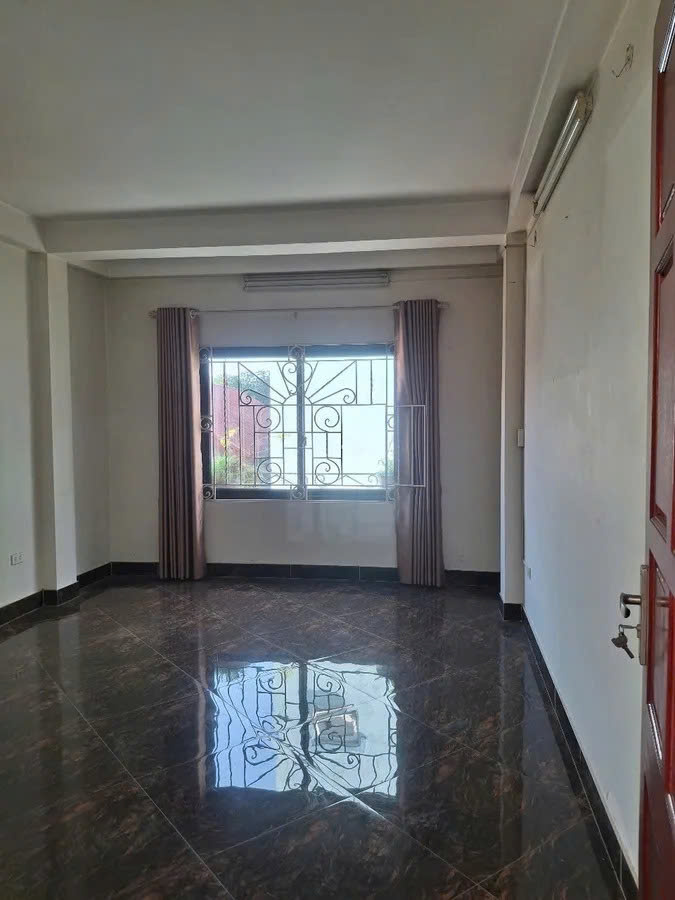 Bán nhà riêng Phố Thạch Bàn 55m2 X 4 tầng X 11.58 Tỷ Long Biên Hà Nội.Ô TÔ ĐỖ CỬA. 15978152