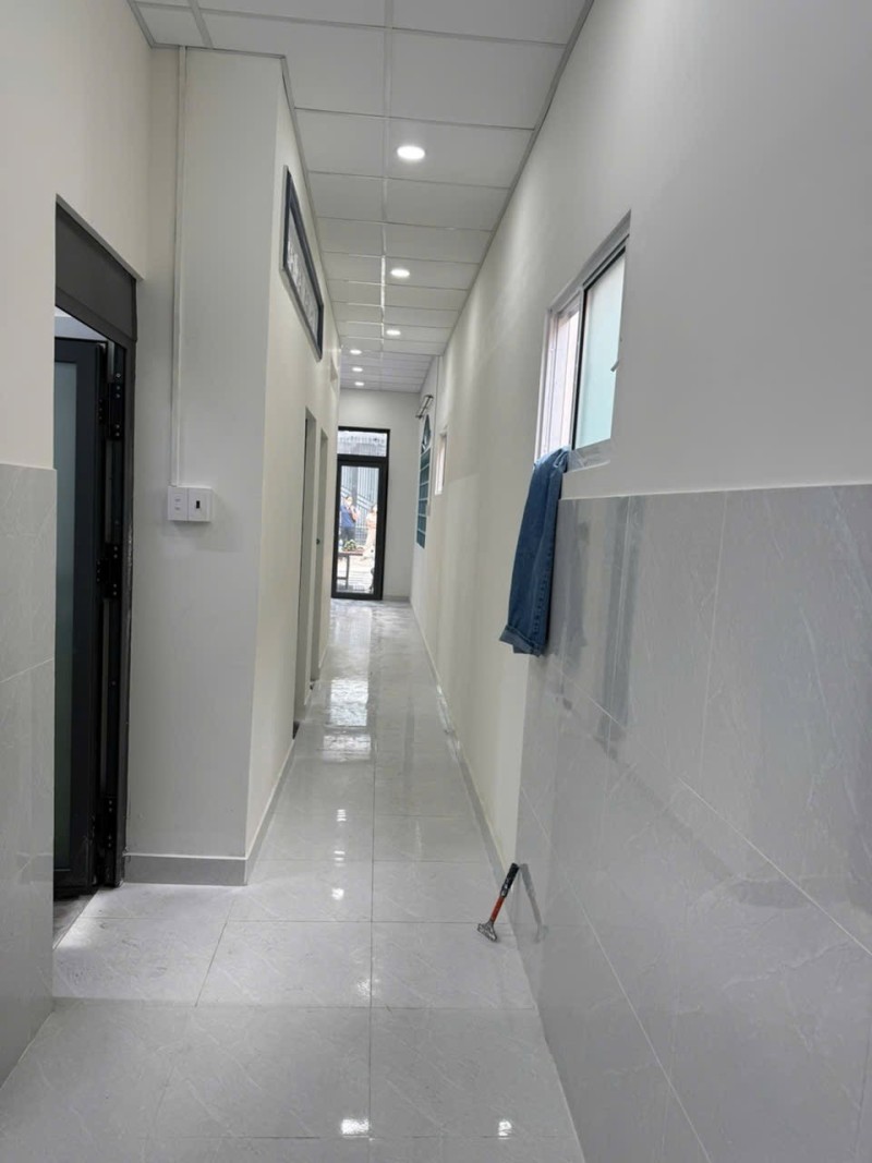 Bán nhà đường số 11, Linh Trung,Thủ Đức, TP HCM. DT 88m2, cấp 4, sổ hồng.  Giá 5.95  tỷ, 2PN - 15978164