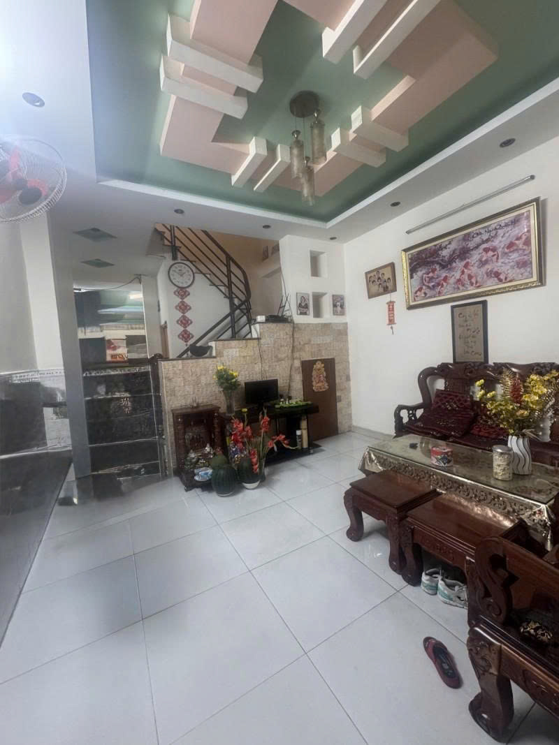 Bán nhà Mặt tiền đường Bắc Hải - gần Cửu Long, 4x25m, 5 Tầng, có 14 CHDV , 16,5 tỷ. 15978173