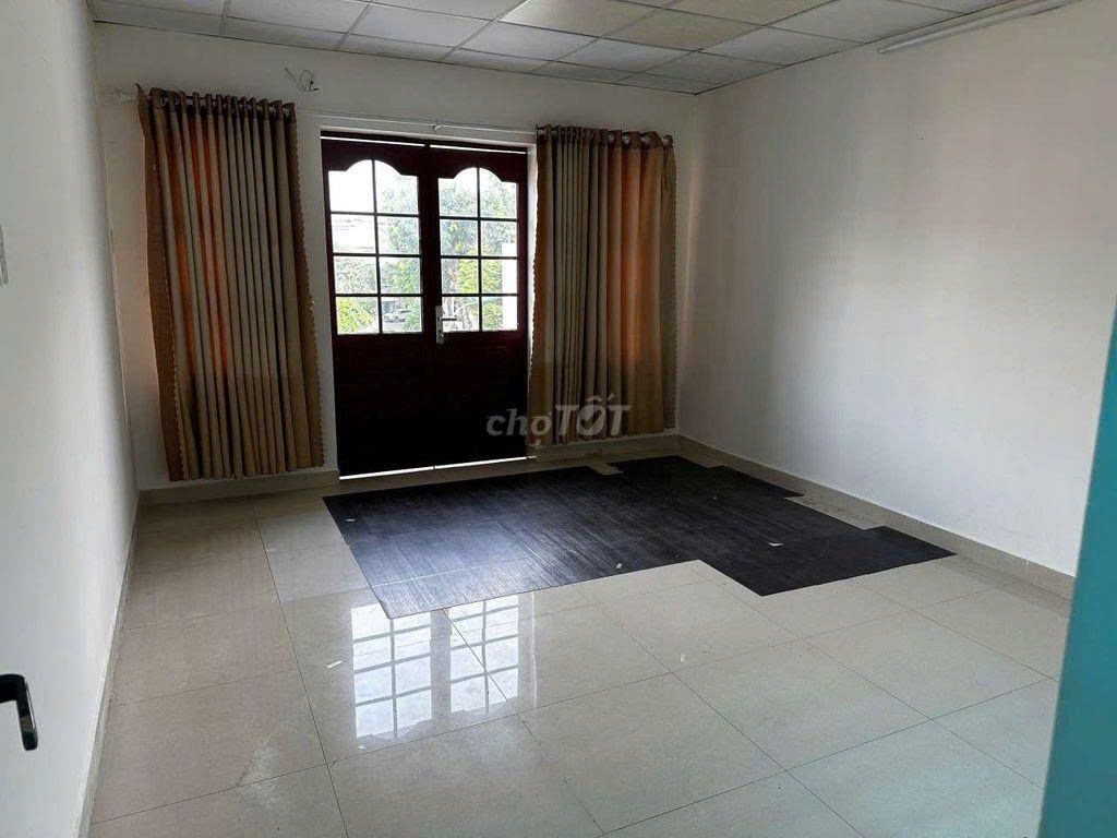 Cho Thuê Nhà Nguyên Căn Kd Mặt Tiền, 1 Trệt 2 Lầu, 180m2, 3pn Mặt Tiền Đường Số 3, P.Linh Chiểu, 15978239