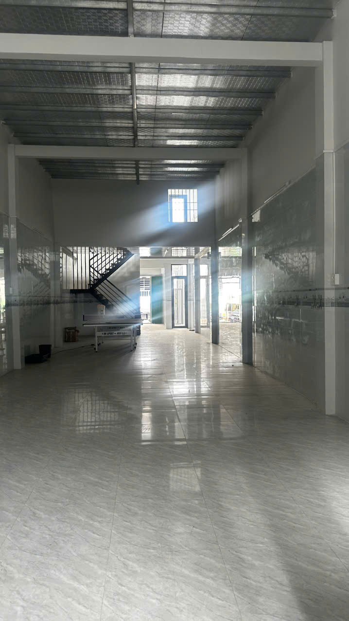 NHÀ MỚI ĐẸP – GIÁ TỐT  – CHÍNH CHỦ CẦN BÁN TẠi số 18, đường Lê Hoàn Thá, phường Tân Thành 15978280