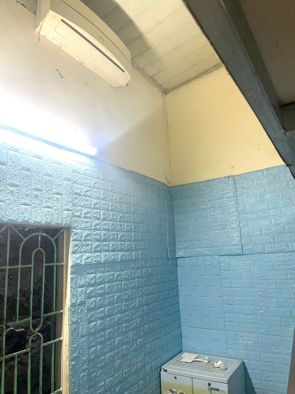 CHO THUÊ CĂN HỘ FULL NỘI THẤT – NGÕ 23 XUÂN LA 15978319