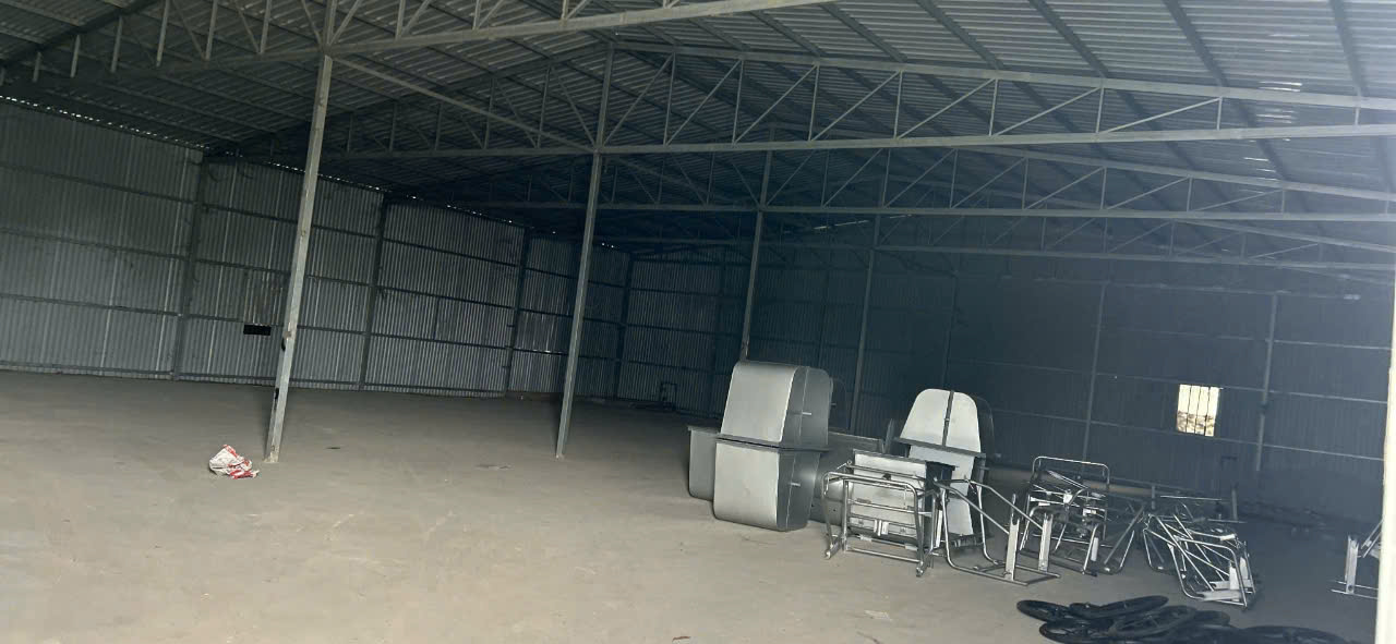 CHO THUÊ 400M² KHO XƯỞNG TẠI NINH SỞ - THƯỜNG TÍN - HN 15978328