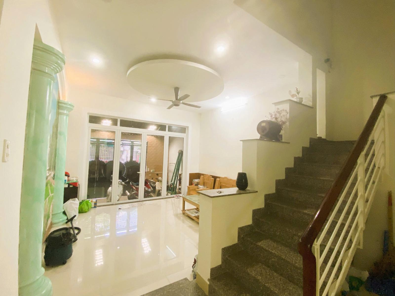 BÁN NHÀ 3 LẦU BÊN HÔNG GIGAMALL - ĐƯỜNG 20 HIỆP BÌNH CHÁNH - THÀNH PHỐ THỦ ĐỨC 15978345