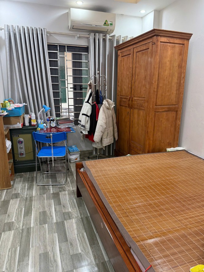 BÁN NHÀ GẤP phố Đông Thiên, Hoàng Mai - Mặt ngõ ô tô - Kinh doanh - Gần trường đại học, chợ 15978353