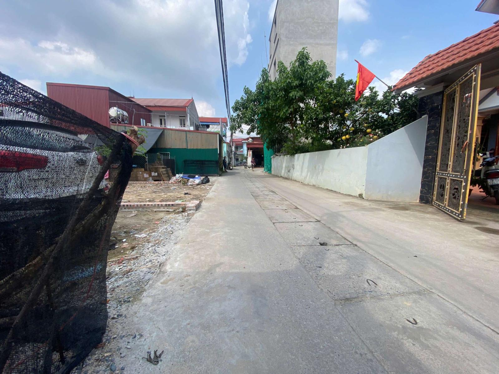 76M KINH DOANH Ô TÔ TRÁNH TT QUANG MINH,DÒNG TIỀN,VỊ TRÍ ĐẸP DỄ THANH KHOẢN 15978388