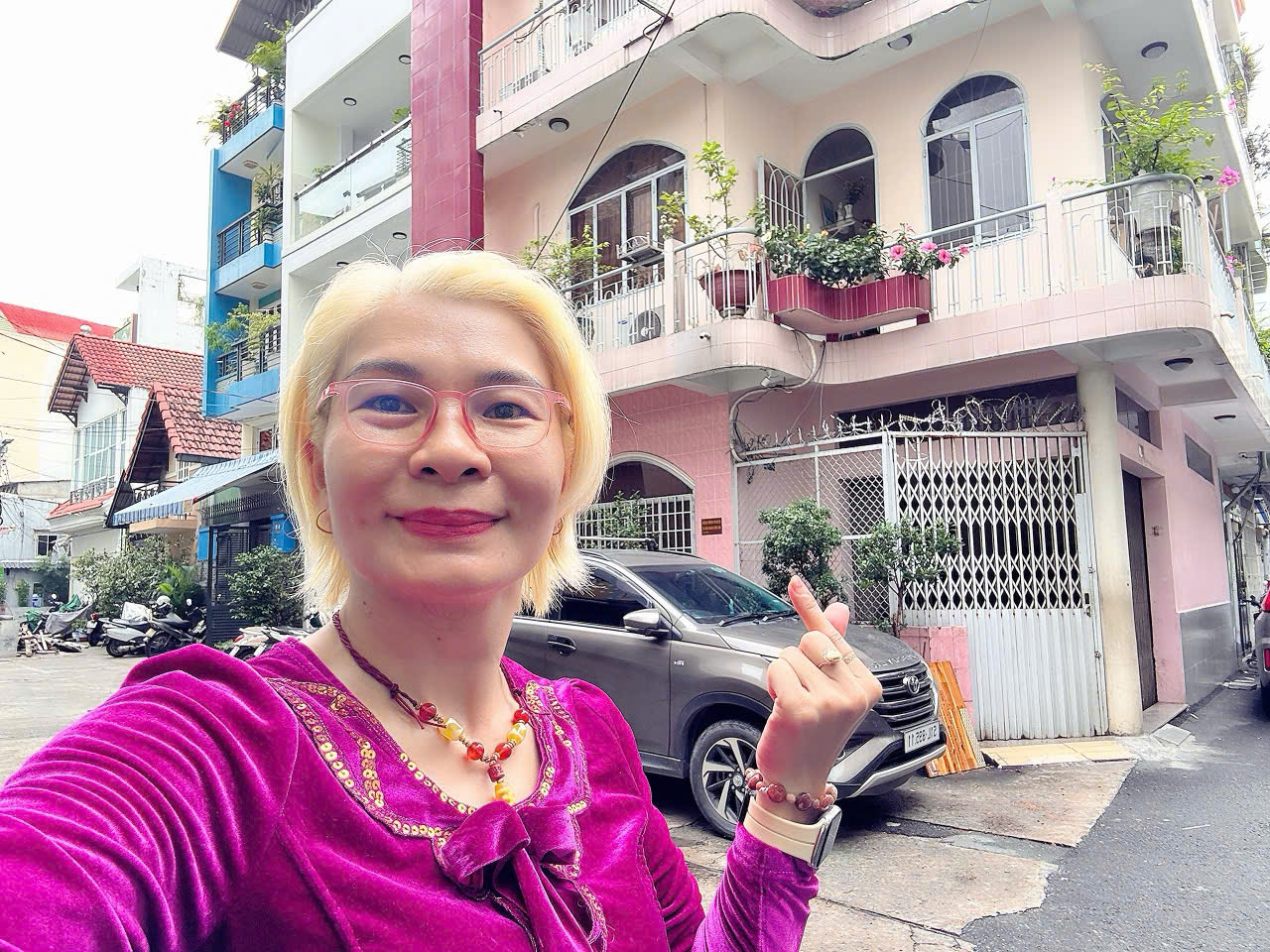 BÁN BIỆT THỰ 2 TẦNG MÁI NGÓI Đ. NGUYỄN CẢNH CHÂN, QUẬN 1 - NGANG ĐẸP 6,3M*14M - NGAY GÓC BỘ CÔNG AN 15978403