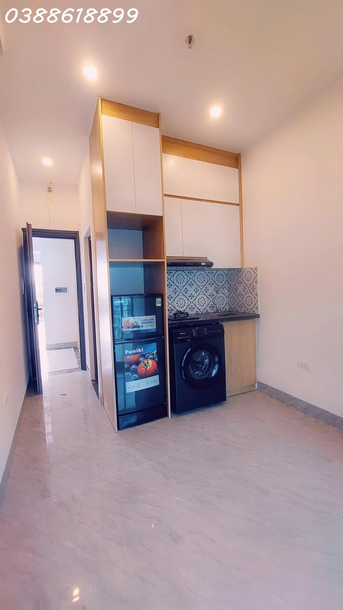 BÁN TOÀ NHÀ DÒNG TIỀN ĐỘI CẤN 70M x7T- THANG MÁY- BÊN THỨ 3 THUÊ 85 TR/TH 15978470