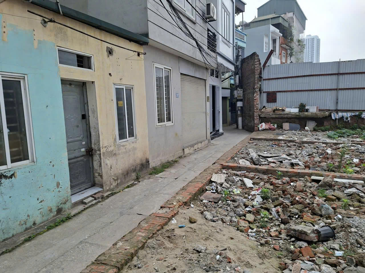 Nhanh tay sở hữu lô đất đẹp tại 173 Đường Ngọc Hồi, Xã Thanh Trì - Phù hợp cho kinh doanh 15978471