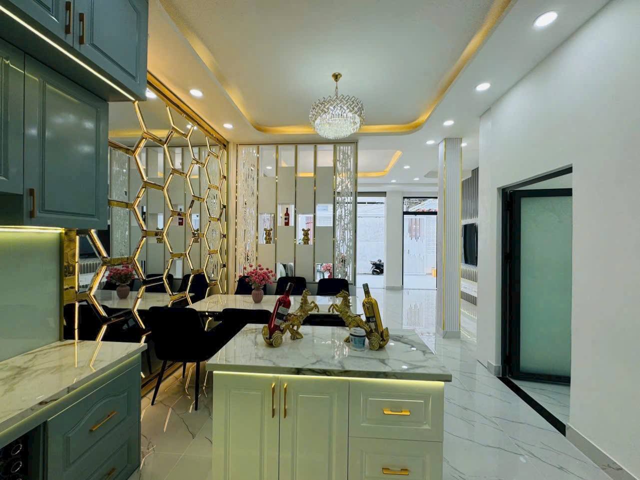 BIỆT THỰ QUẬN 7 - GIÁ TỐT - PHẠM HỮU LẦU, P. PHÚ MỸ, QUẬN 7 - GIÁ 8,9 TỶ 15978479