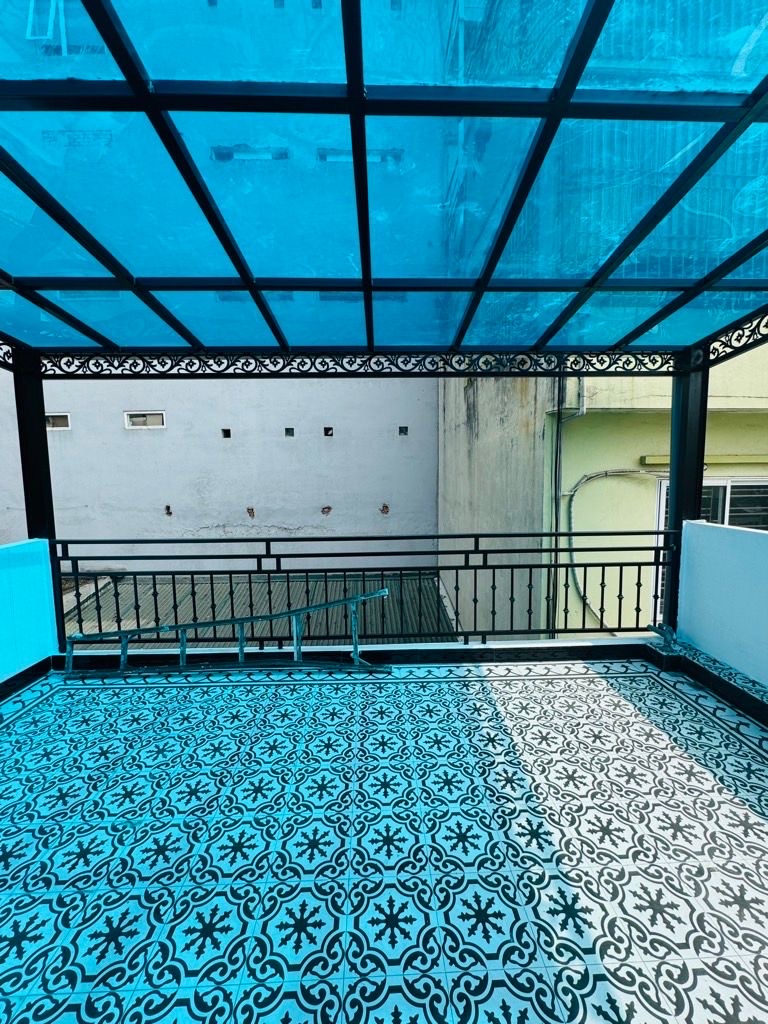 bán nhà phó đức chính 32m x5 tầng x mặt tiền 5m- 12,86 tỷ 10m ra phố,full nội thất 15978483