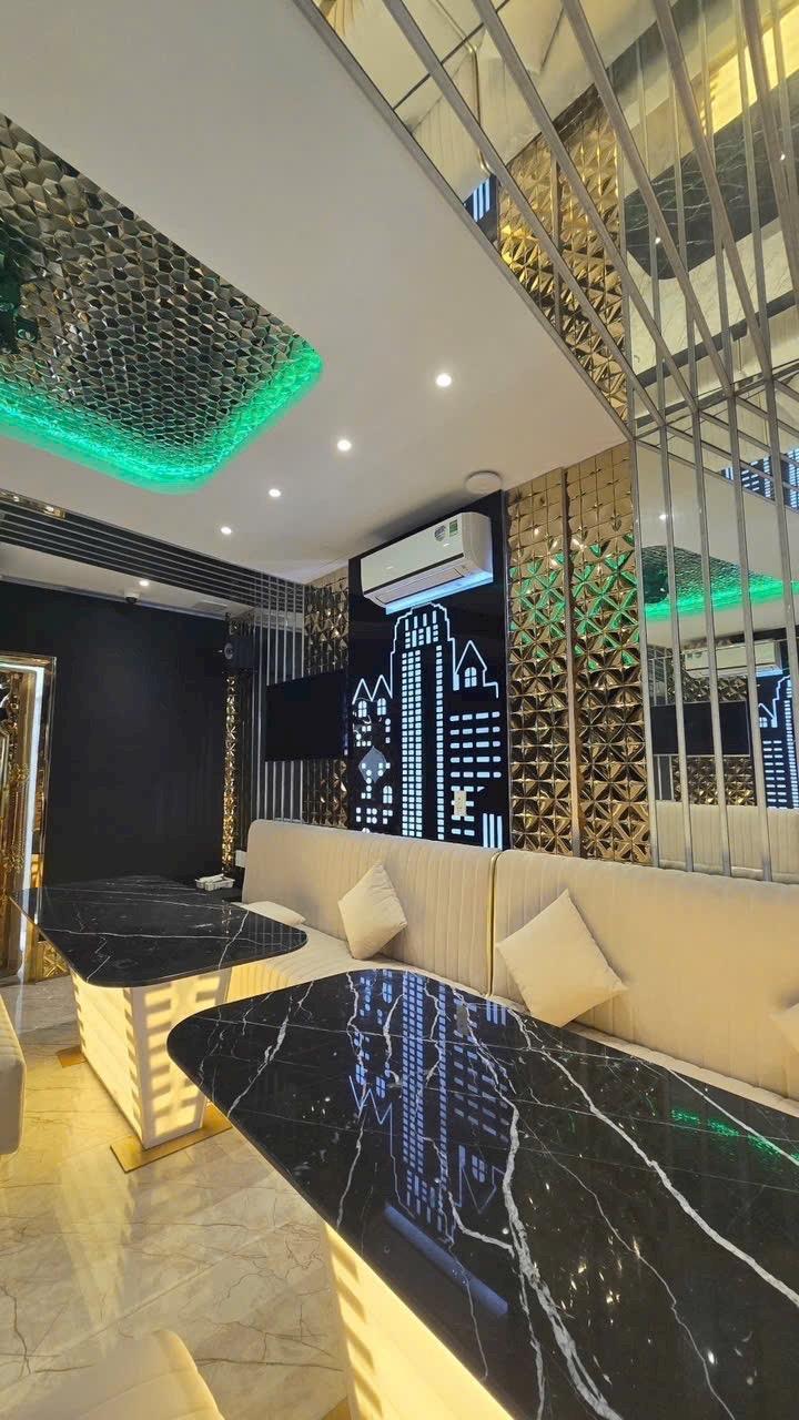 Bán Nhà đẹp Quận 5 Mặt Tiền Triệu Quang Phục (4X14,5m) 4 Lầu Mới Đẹp
,Xíu 18 Tỷ 15978496