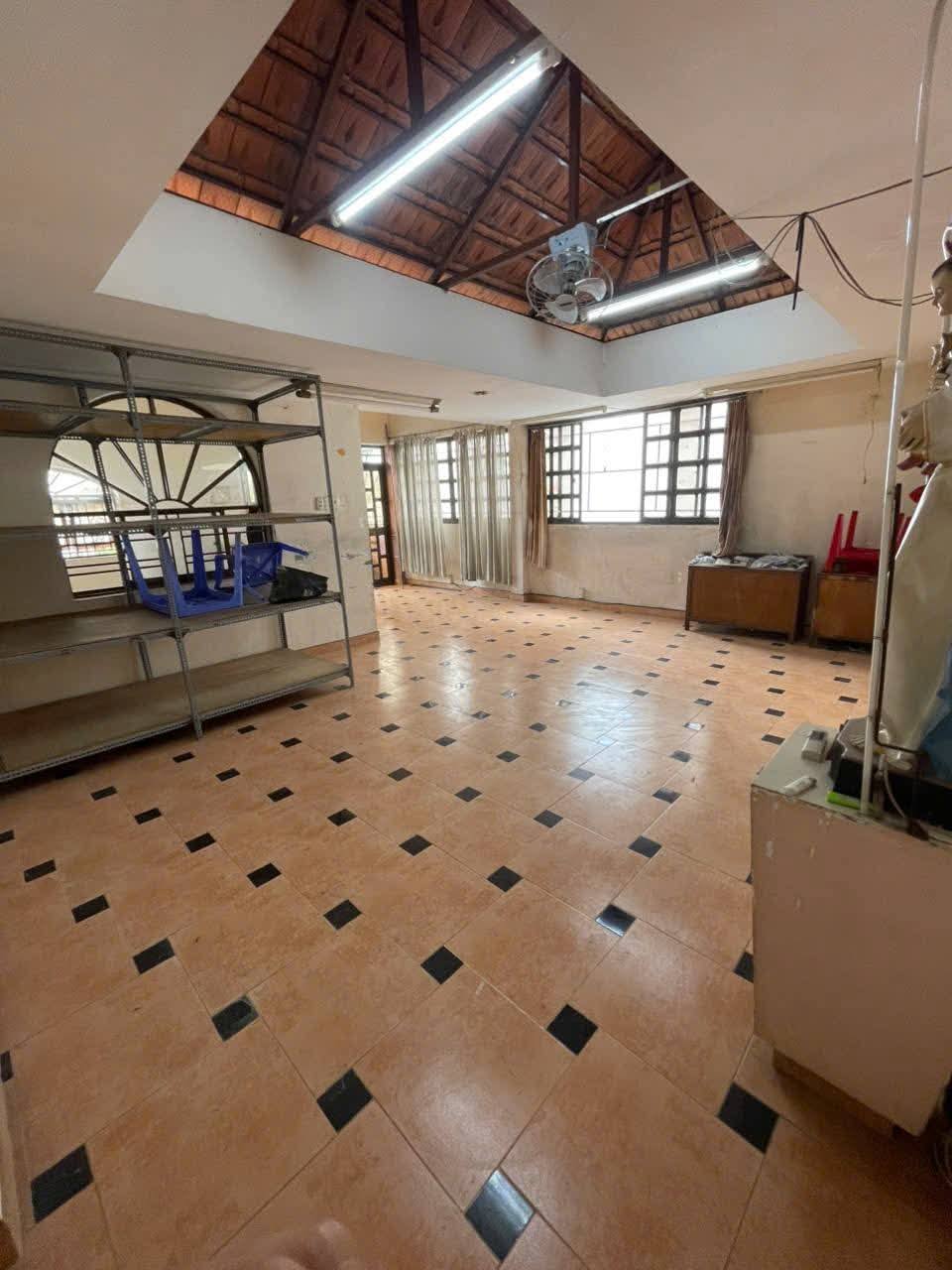 Nhà HXH Đường Đường 3 Tháng 2 Phường 12 Quận 10 Cũ. 15978500