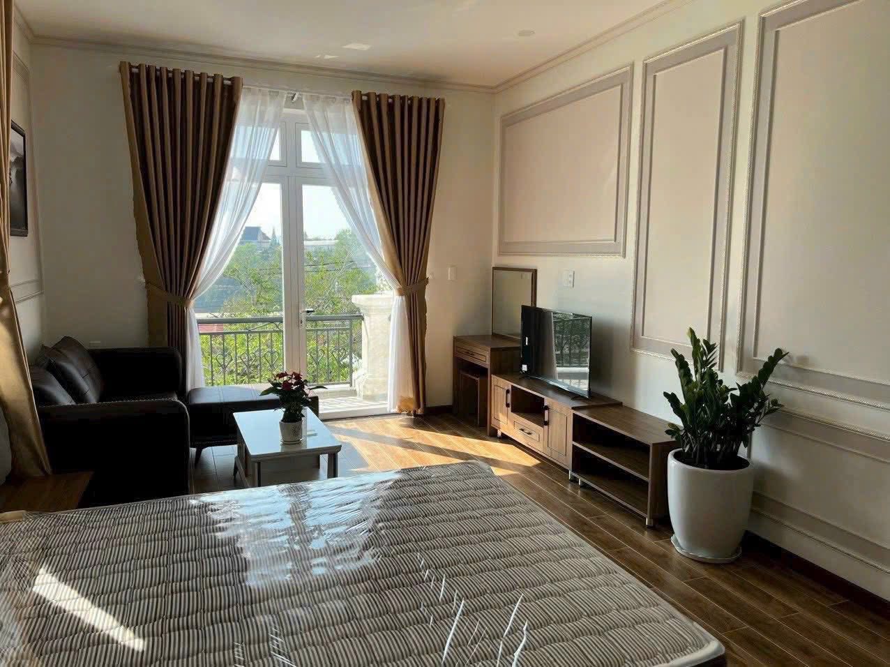 HẠ THÊM 1 TỶ – BÁN GẤP BIỆT THỰ CAO CẤP MẶT TIỀN ĐƯỜNG TRẦN QUANG KHẢI, ĐÀ LẠT 15978524