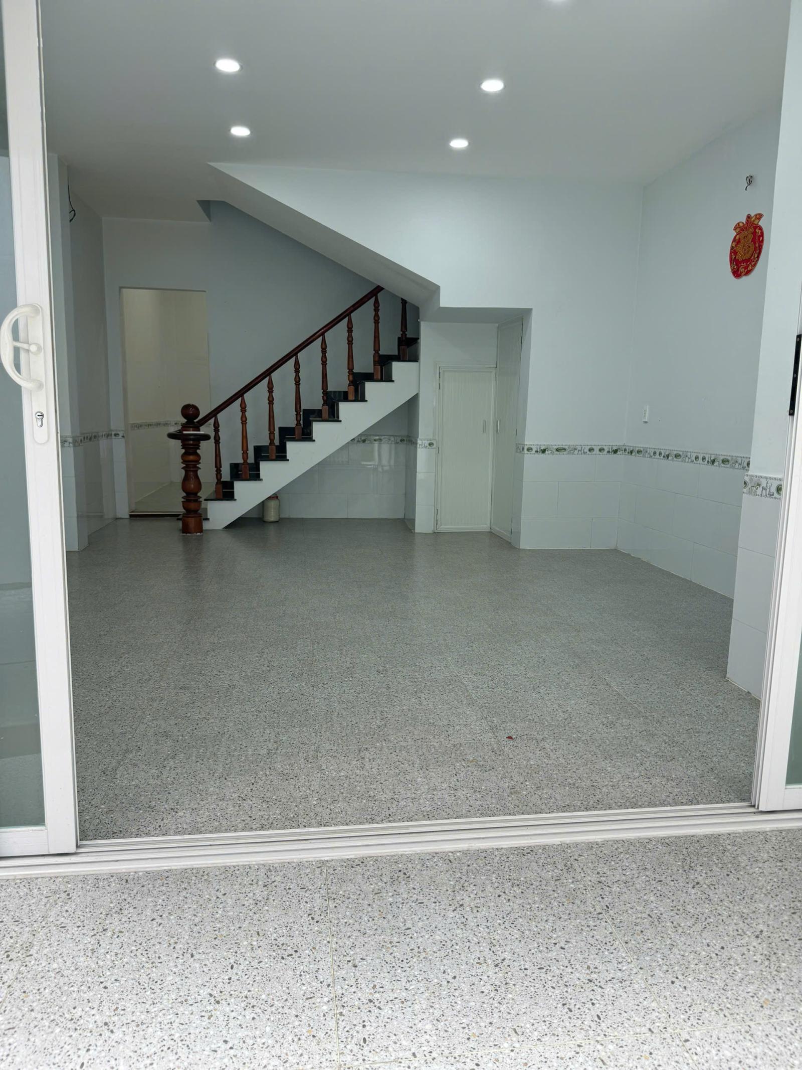 Cần cho thuê MBKD ở phường Linh Chiểu, Thủ Đức 15978565